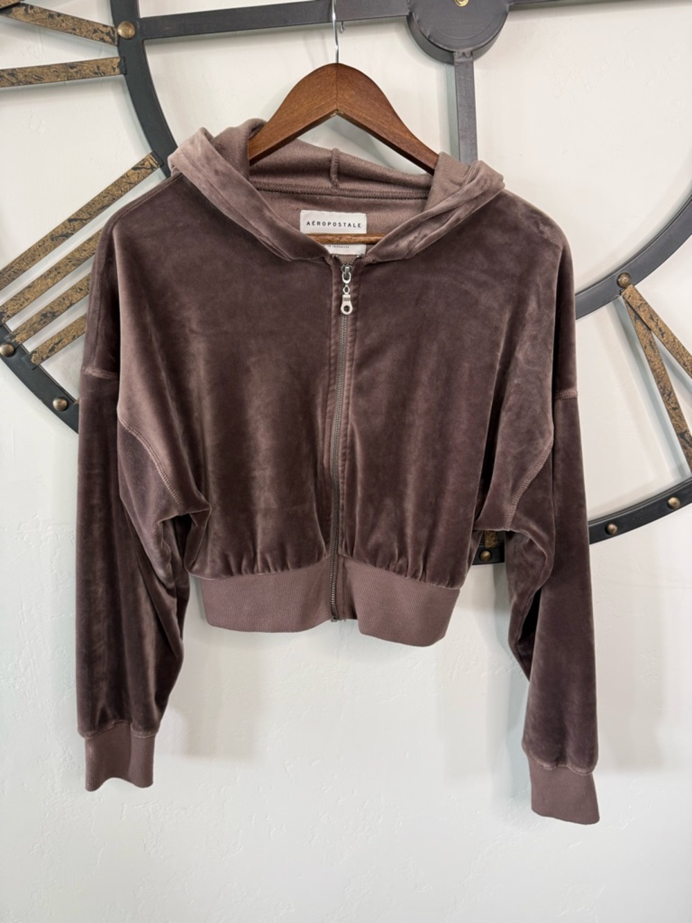 Aeropostale Women's Cropped Velour Zip Hoodie - Taupe Brown